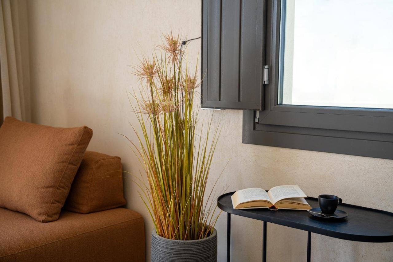 On The Square Apartment *